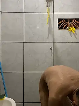 sanches 065 online show from April 8, 2026, 10:32 pm