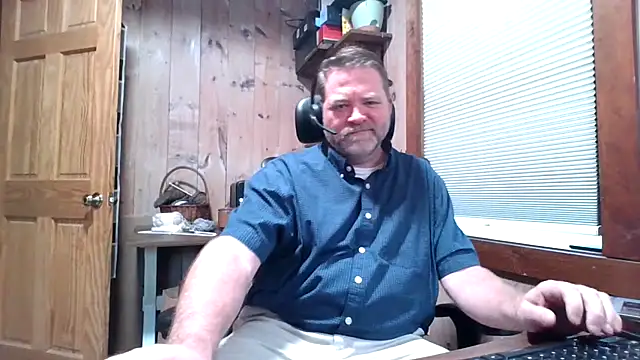 JJ CONN78 online show from April 20, 2026, 2:42 pm