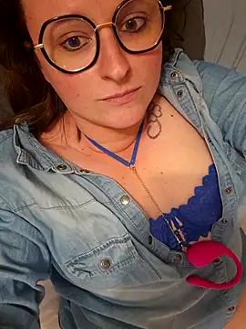 Snapshot of openstes14 chatting on April 12, 2026, 7:41 pm openstes14 online show from April 12, 2026, 7:41 pm