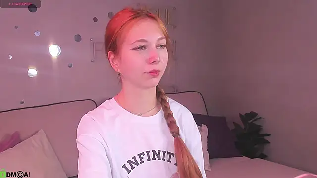 Sienna Nyx online show from June 7, 2026, 9:13 am