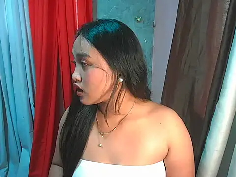 ur truelyhot dre online show from April 15, 2026, 5:36 am