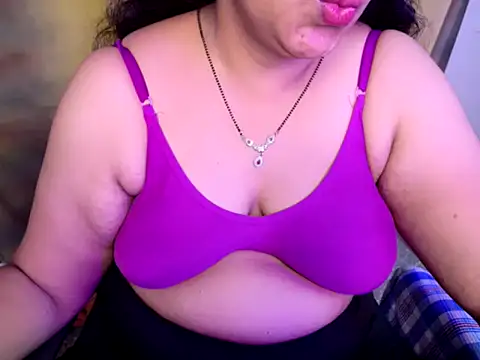 charu-baby online show from April 17, 2026, 6:38 am