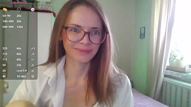 Snapshot of mmmay_day chatting on April 7, 2026, 4:13 am mmmay day online show from April 7, 2026, 4:13 am