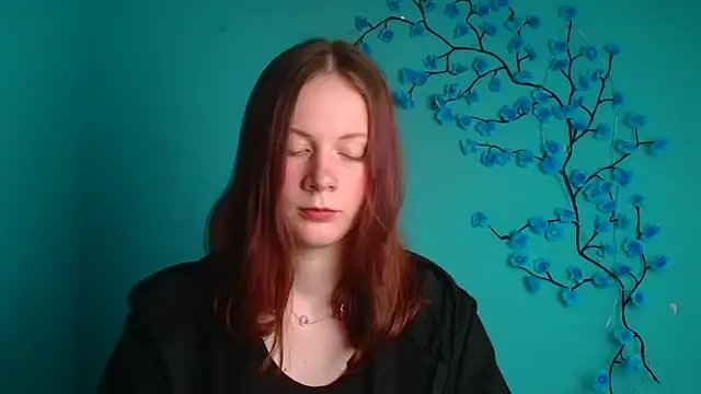 Snapshot of DarkSakuraa chatting on April 11, 2026, 8:29 am DarkSakuraa online show from April 11, 2026, 8:29 am