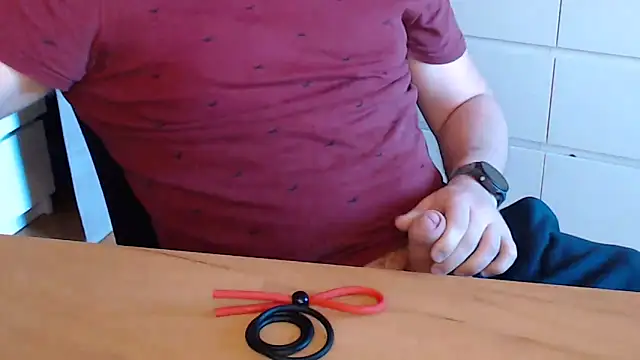 Snapshot of Seth-Pupille chatting on April 8, 2026, 7:08 am Seth-Pupille online show from April 8, 2026, 7:08 am