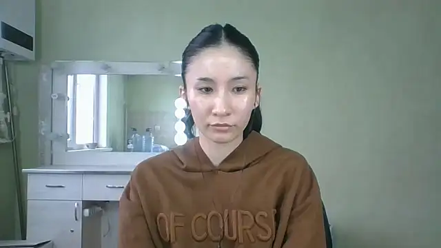 TorieFlakes online show from April 15, 2026, 11:17 am