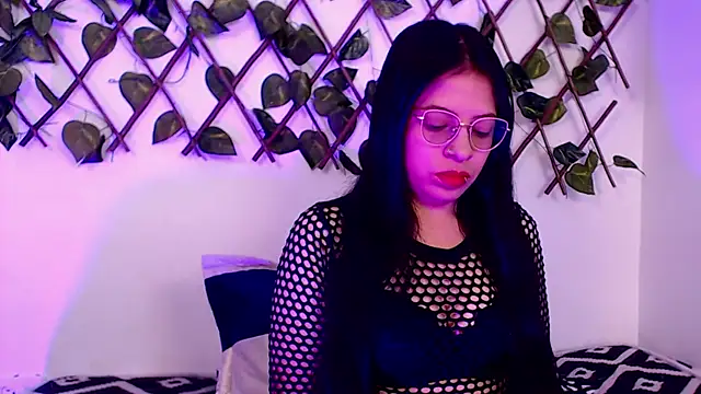 Snapshot of katiagp chatting on April 9, 2026, 11:48 am katiagp online show from April 9, 2026, 11:48 am