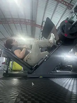 DirtyMerida online show from April 10, 2026, 11:42 pm