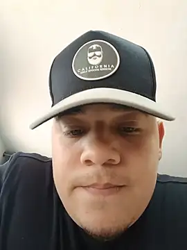 boysexy2207 online show from April 27, 2026, 4:05 pm