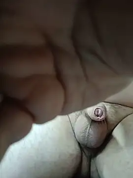 boysexy2207 online show from April 29, 2026, 7:53 pm