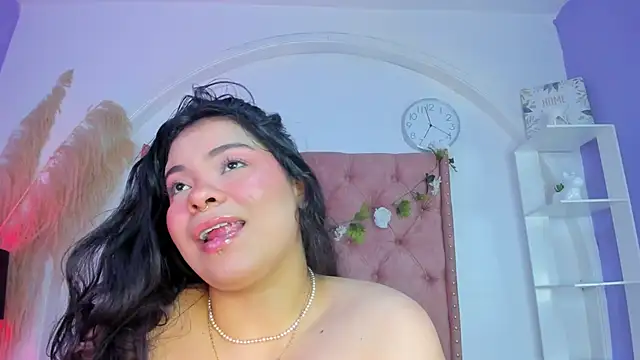 Snapshot of ROSELEI_ chatting on May 16, 2026, 12:59 pm ROSELEI online show from May 16, 2026, 12:59 pm