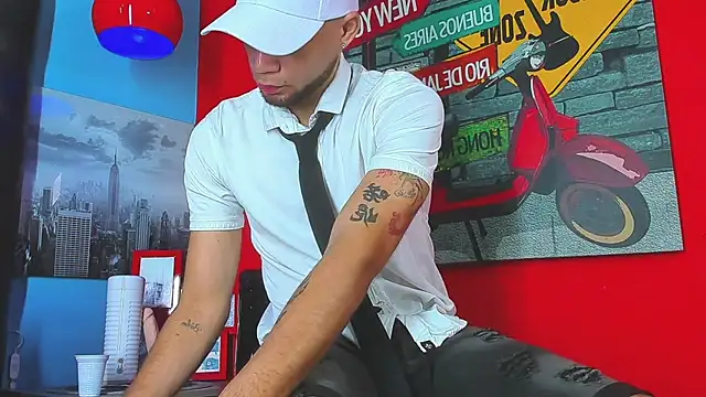 Daniel huge22 online show from April 18, 2026, 2:10 pm
