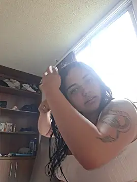 Kitty 79 online show from April 11, 2026, 5:06 pm