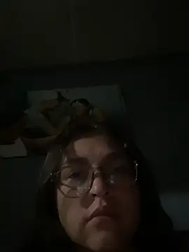 Snapshot of merryhott chatting on April 8, 2026, 2:55 am merryhott online show from April 8, 2026, 2:55 am