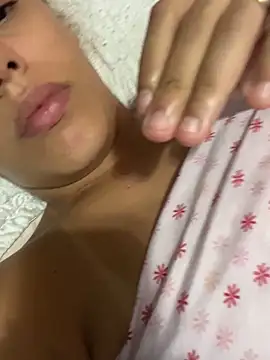 Snapshot of nandinharuivinha22 chatting on April 15, 2026, 11:50 am nandinharuivinha22 online show from April 15, 2026, 11:50 am