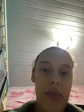 Snapshot of nandinharuivinha22 chatting on June 3, 2026, 1:03 pm nandinharuivinha22 online show from June 3, 2026, 1:03 pm