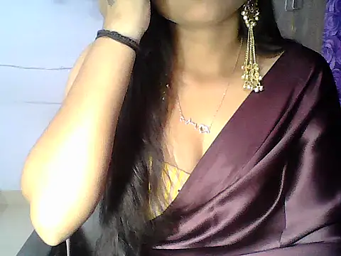 Saxy Mony002 online show from May 19, 2026, 2:01 pm