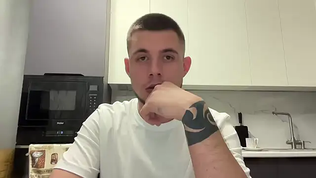 Viktor348 online show from April 7, 2026, 12:38 pm