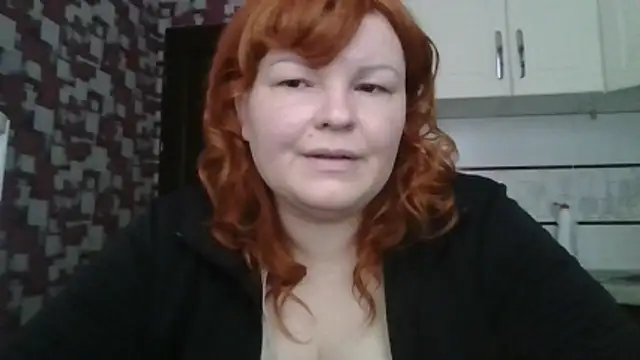 Snapshot of KrisryOxNikss chatting on May 4, 2026, 3:35 am KrisryOxNikss online show from May 4, 2026, 3:35 am