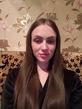 AlinaLove3213 online show from June 6, 2026, 8:24 pm