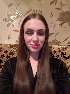 AlinaLove3213 online show from June 7, 2026, 7:17 pm