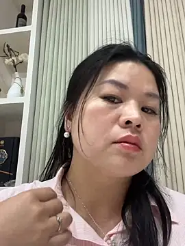 xiao1218 online show from April 16, 2026, 1:01 pm