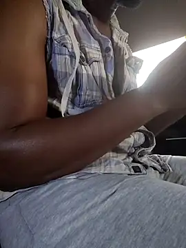 Ysae37 online show from April 16, 2026, 2:40 pm