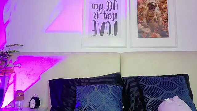 Gabbie Danger online show from April 15, 2026, 11:39 am