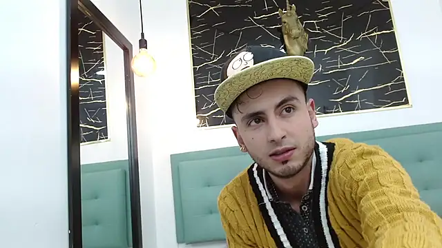 PowerLustX online show from April 10, 2026, 3:34 am