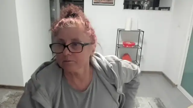 CatherineRowe online show from January 16, 2025, 10:02 pm