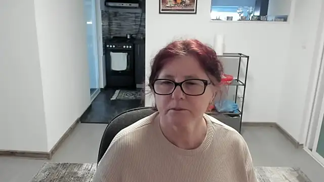 CatherineRowe online show from January 19, 2025, 8:50 am