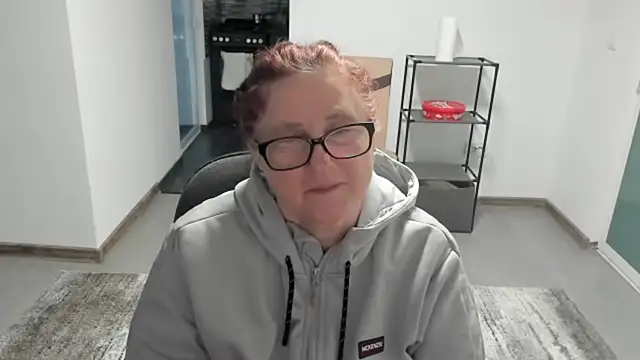 CatherineRowe online show from January 20, 2025, 2:14 pm