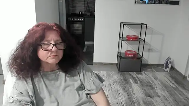 CatherineRowe online show from January 30, 2025, 5:41 am