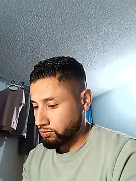 DiegoDass online show from April 8, 2026, 4:01 am