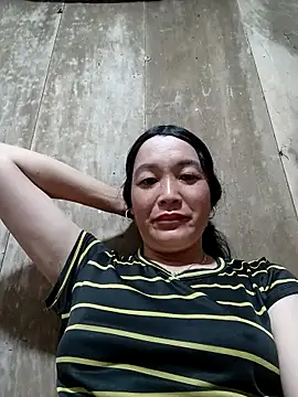 vanlucky2 online show from May 16, 2026, 12:40 am
