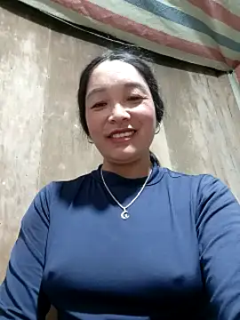vanlucky2 online show from June 4, 2026, 4:02 pm