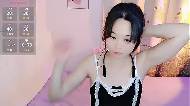 Snapshot of Sumo-36E chatting on April 25, 2026, 1:41 pm Sumo-36E online show from April 25, 2026, 1:41 pm