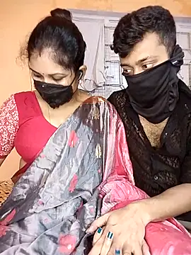 hornycouple096 online show from June 7, 2026, 6:11 pm