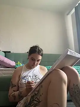 RiannaBrown online show from June 10, 2026, 5:07 am