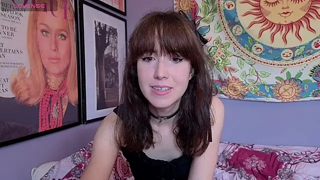 MyLovelyClitty online show from June 3, 2026, 1:14 pm