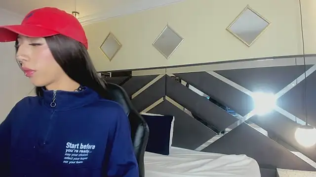 Kittie Vixen online show from April 11, 2026, 7:18 pm