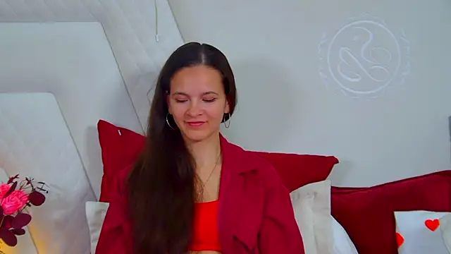 LeonaLane online show from May 13, 2026, 6:33 am