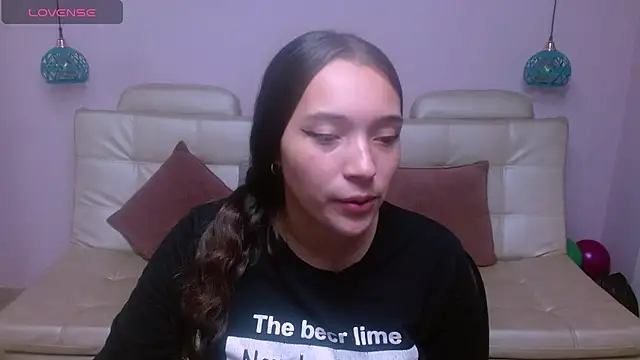 Marianne Cam online show from June 2, 2026, 12:40 pm