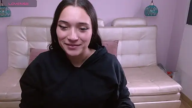 Marianne Cam online show from June 9, 2026, 12:50 pm