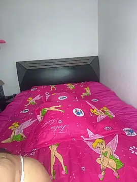 cataleya-latina online show from May 7, 2026, 3:23 am