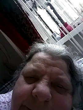 Snapshot of MartaMia68 chatting on April 11, 2026, 4:28 am MartaMia68 online show from April 11, 2026, 4:28 am