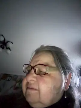 Snapshot of MartaMia68 chatting on April 18, 2026, 4:33 pm MartaMia68 online show from April 18, 2026, 4:33 pm