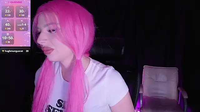 HARITA LOVEE online show from April 22, 2026, 9:27 pm