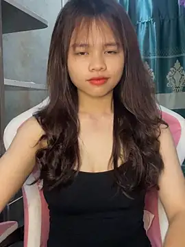 mayha11 online show from May 10, 2026, 1:11 am