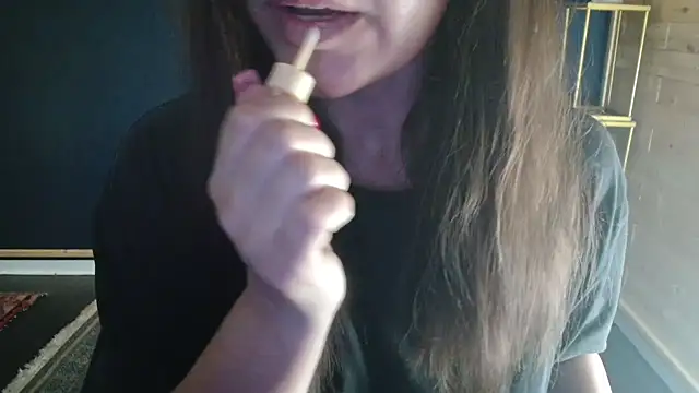 Snapshot of NicoleLove_ chatting on June 3, 2026, 5:32 am NicoleLove online show from June 3, 2026, 5:32 am